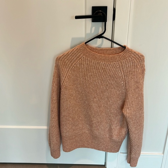 Pink XS Sweater - Picture 1 of 1